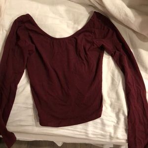 Maroon long sleeve cropped top